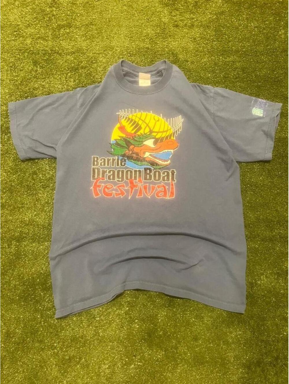 Gildan Ultra Cotton Dragon Boat Graphic T-Shirt Size Medium